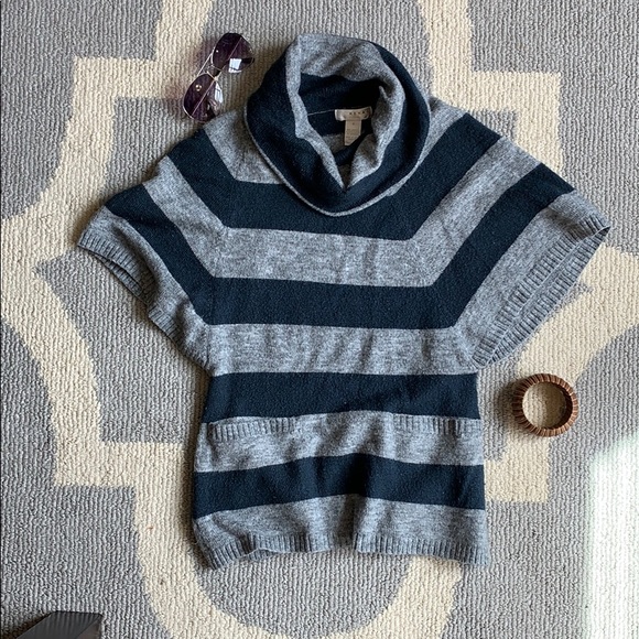 GRAY STRIPED SWEATER - Picture 5 of 5